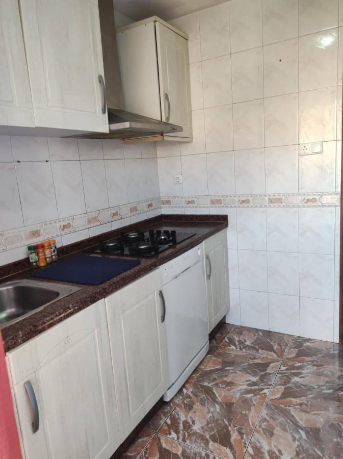27-3- Комната С Балконом В Квартире Аликанте Для 5 Человек Αλικάντε Εξωτερικό φωτογραφία